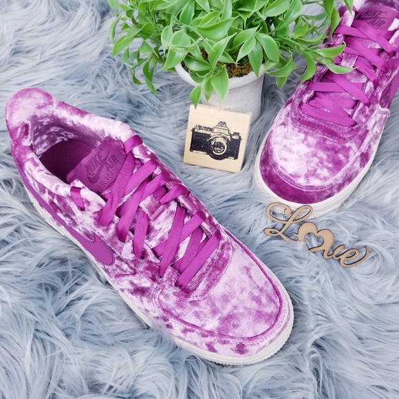 SALE | Nike | 8.5 Air Force 1 Velvet Flatform - Picture 5 of 7